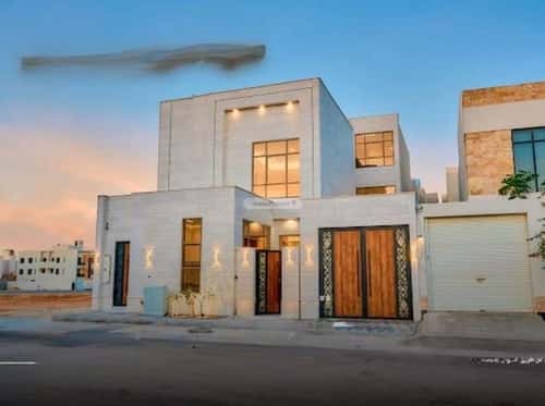 5 bedroom villa in Al Mahdiyyah 2