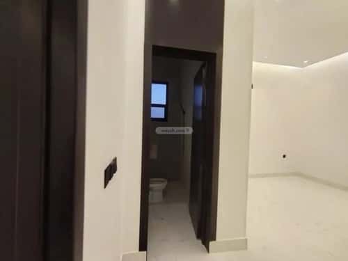 6 bedroom villa in Dhahrat Laban 7