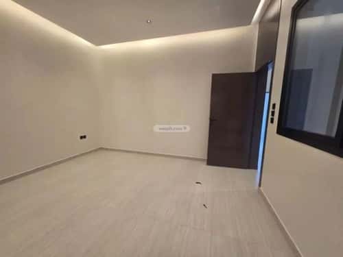 5 bedroom villa in Dhahrat Laban 9