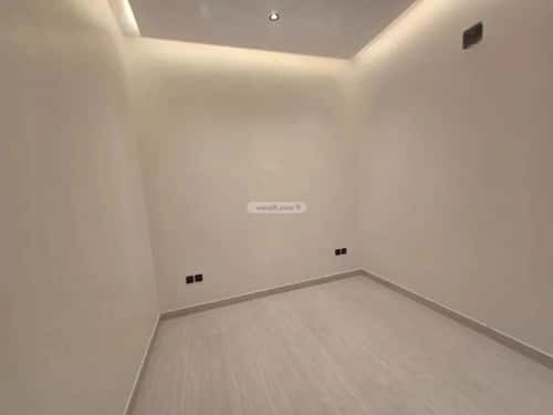 5 bedroom villa in Dhahrat Laban 3