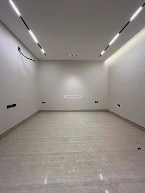 6 bedroom villa in Al Mahdiyyah 2