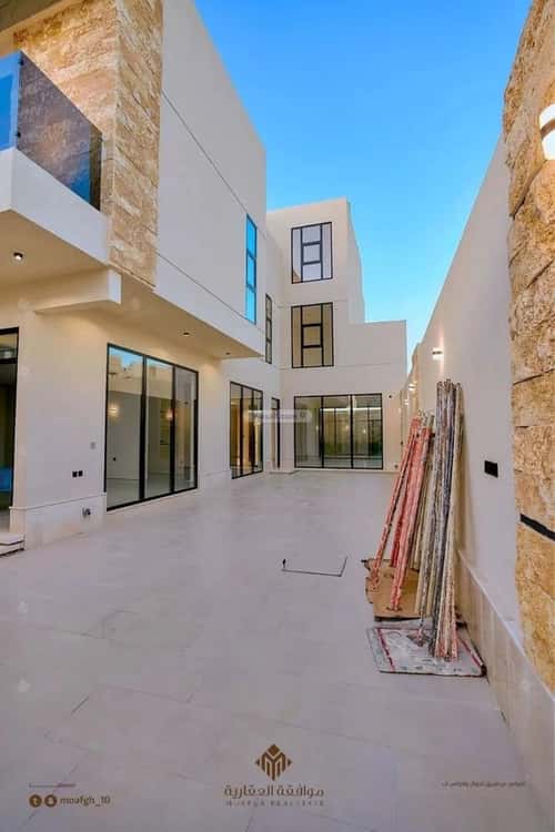 5 bedroom villa in Al Mahdiyyah 1