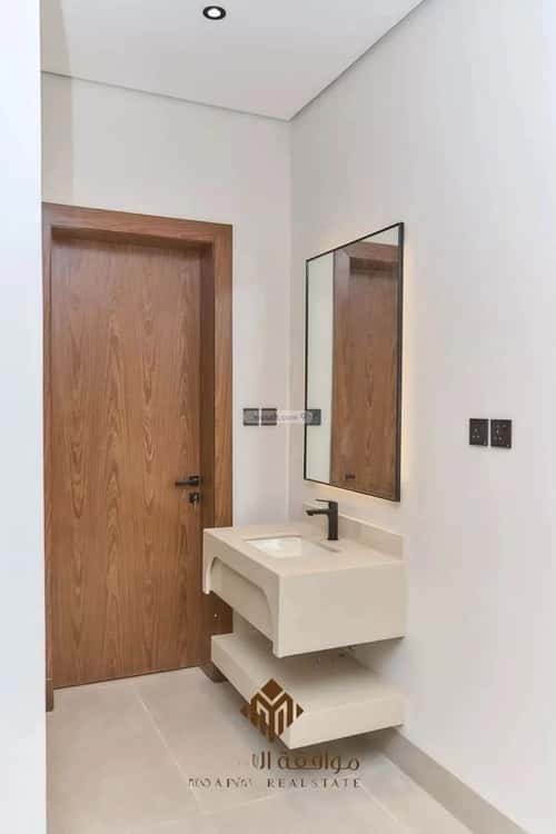 4 bedroom apartment in Al Mahdiyyah 11