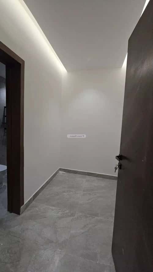 6 bedroom villa in Dhahrat Laban 12