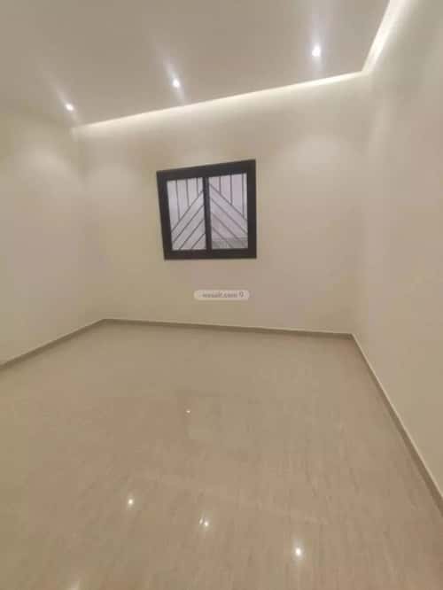 5 bedroom villa in Al Zahrah 3