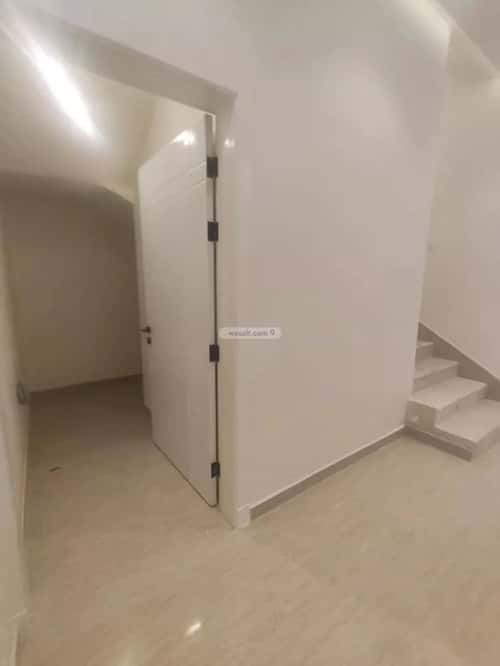 5 bedroom villa in Al Zahrah 5