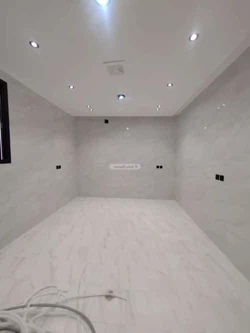 5 bedroom villa in Al Uraija Al Gharbi 1