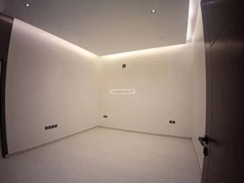 6 bedroom villa in Dhahrat Laban 1