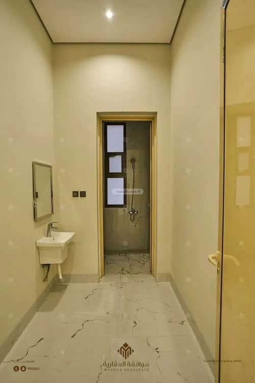 5 bedroom villa in Al Mahdiyyah 4
