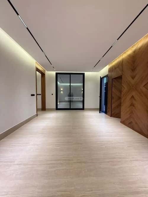 5 bedroom villa in Al Mahdiyyah 3