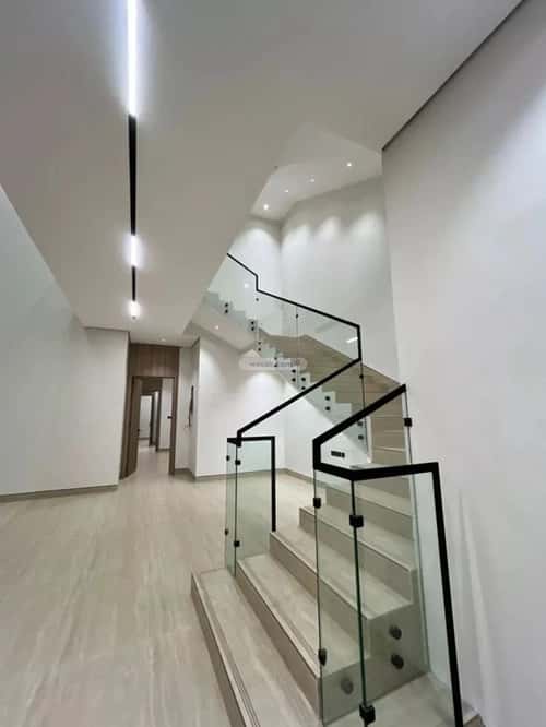 5 bedroom villa in Al Mahdiyyah 5