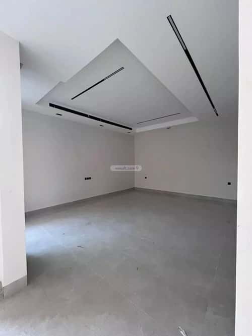 6 bedroom villa in Al Mahdiyyah 4