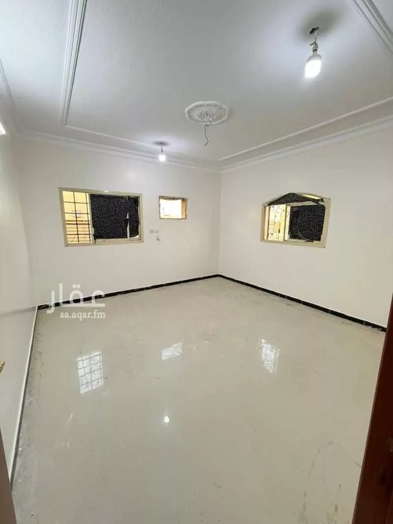 3 bedroom floor in Al Nahda 10