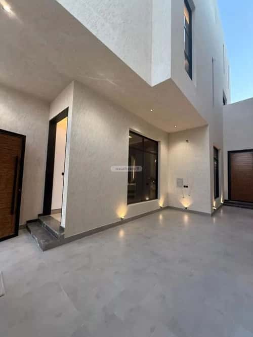 5 bedroom villa in Al Mahdiyyah 1