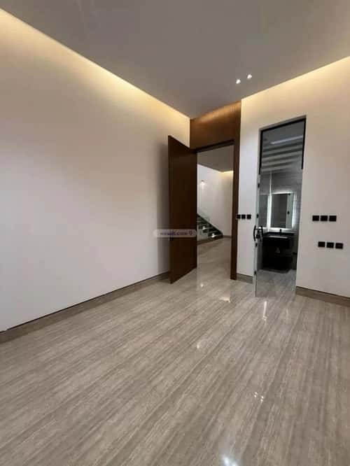 5 bedroom villa in Al Mahdiyyah 13
