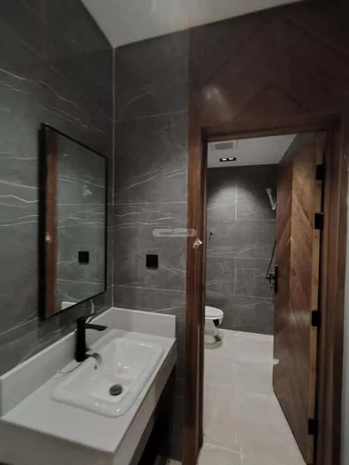 5 bedroom villa in Okaz 12
