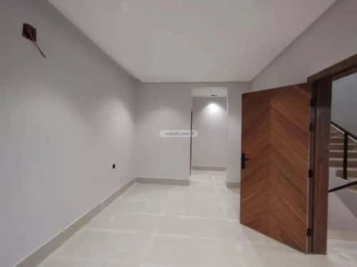 5 bedroom villa in Okaz 10