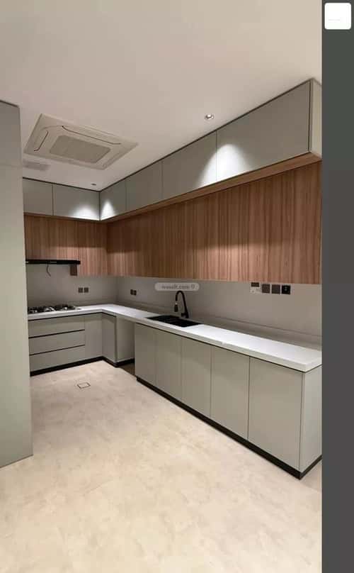 4 bedroom floor in Al Malqa 9