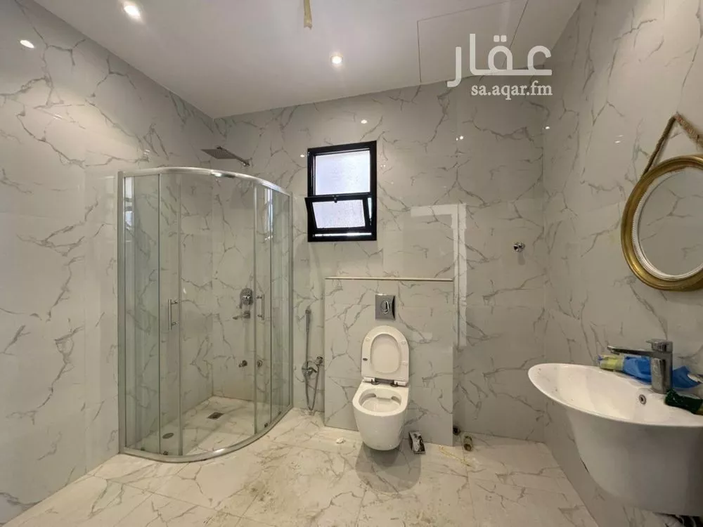 فيلا 5 غرف في العارض 13