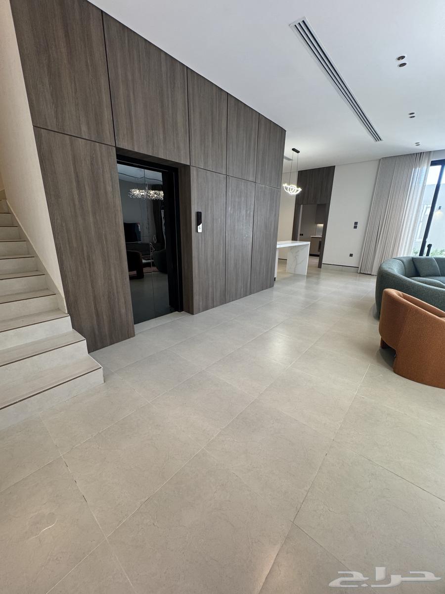 5 bedroom villa in As Saif 9