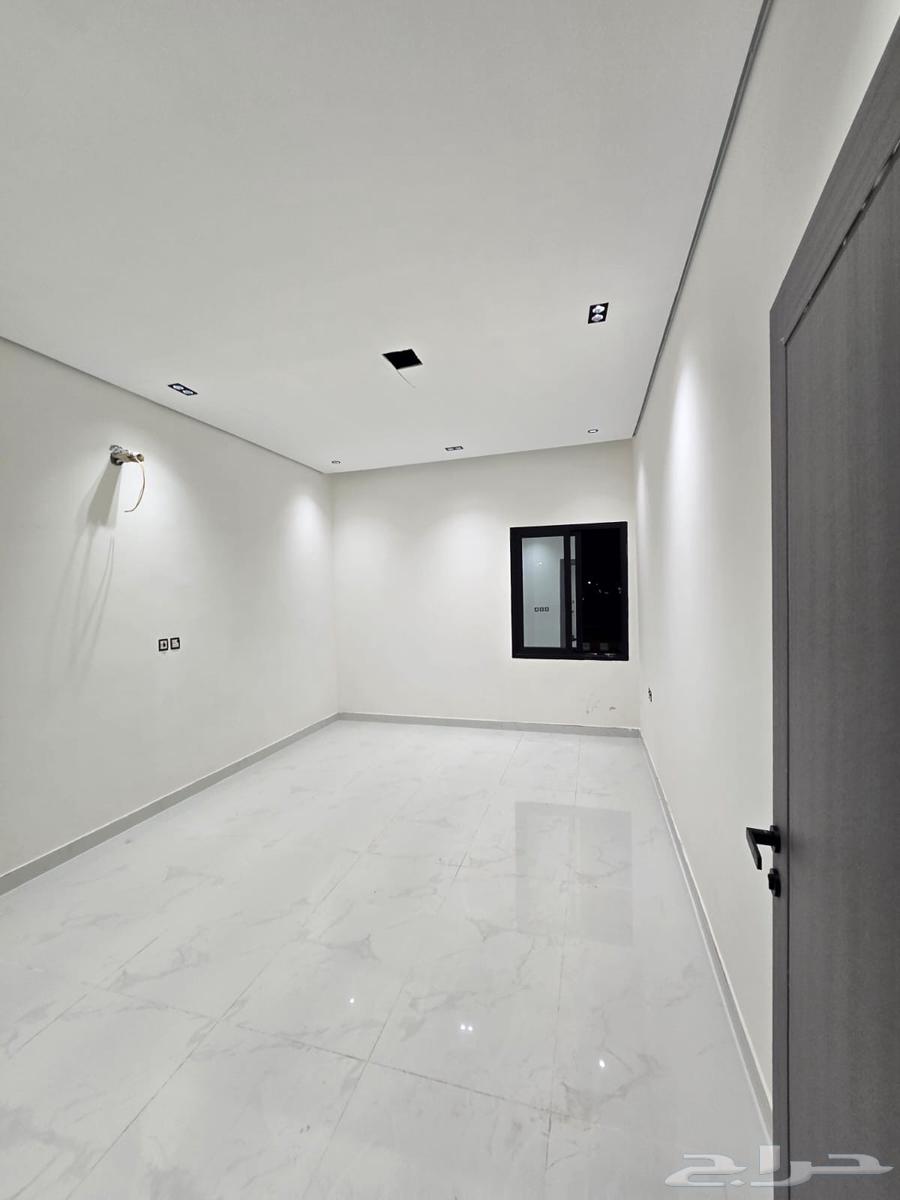 6 bedroom villa in Dahiat King Fahd 13