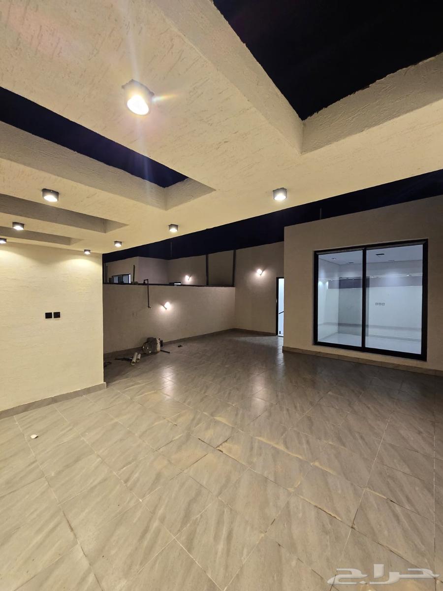 6 bedroom villa in Dahiat King Fahd 6