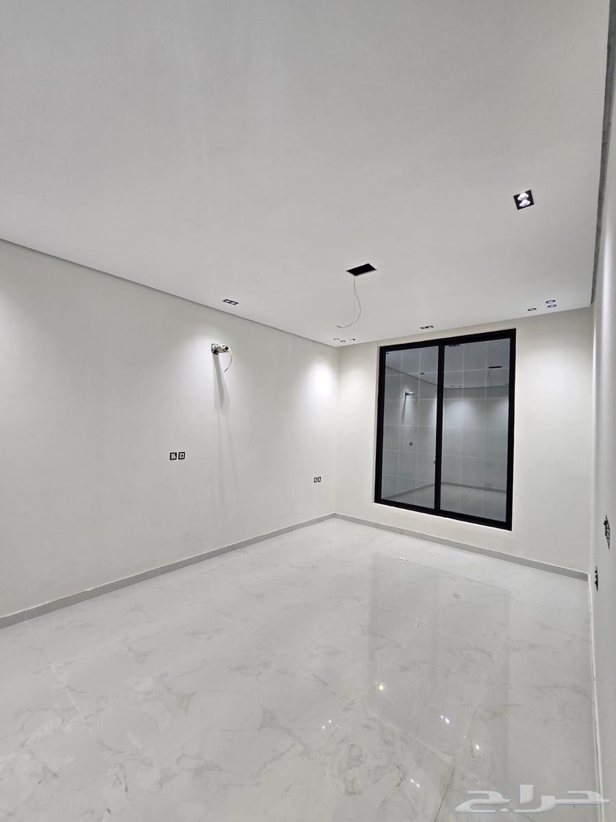 6 bedroom villa in Dahiat King Fahd 7