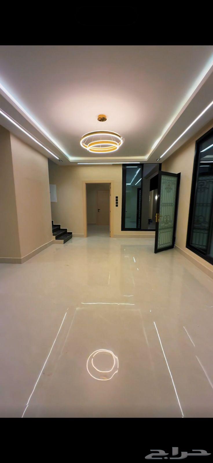 9 bedroom villa in Al Amwaj 5