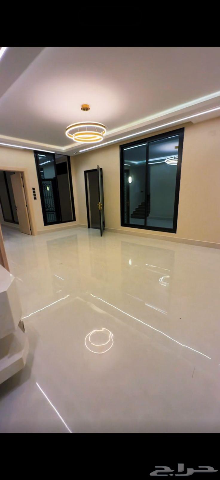 9 bedroom villa in Al Amwaj 6