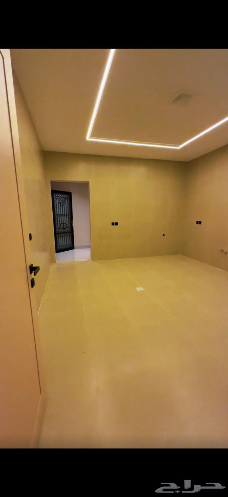 9 bedroom villa in Al Amwaj 8