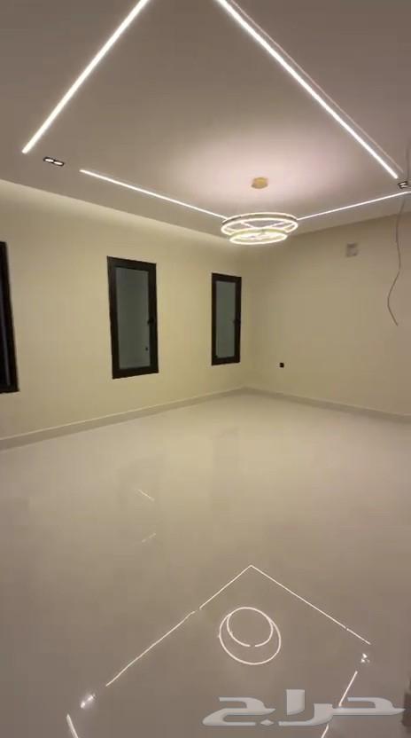 9 bedroom villa in Al Amwaj 5