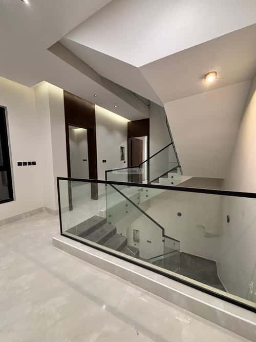 5 bedroom villa in Al Mahdiyyah 9