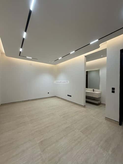 6 bedroom villa in Al Mahdiyyah 3