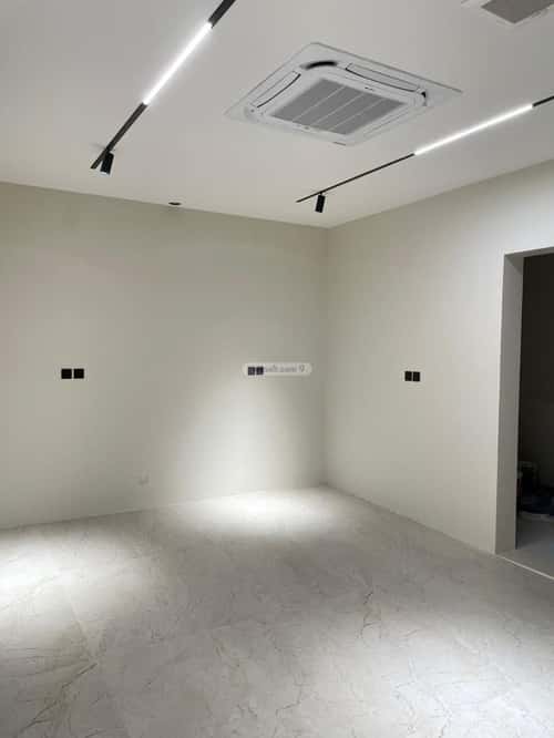 5 bedroom villa in Al Mahdiyyah 5