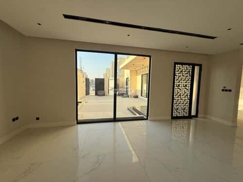 5 bedroom villa in Al Mahdiyyah 1
