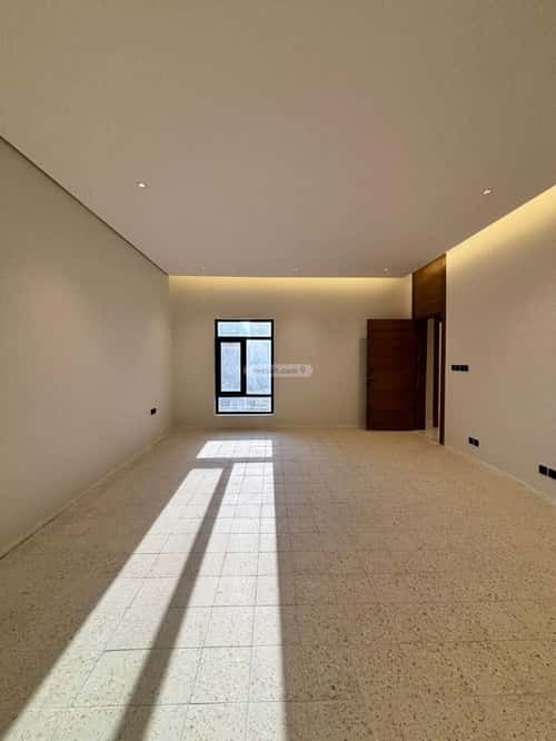 5 bedroom villa in Al Mahdiyyah 3