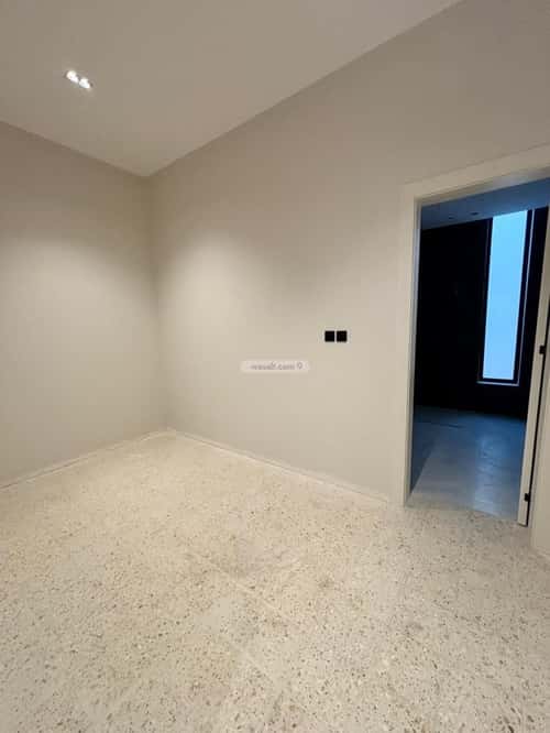 5 bedroom villa in Al Mahdiyyah 4