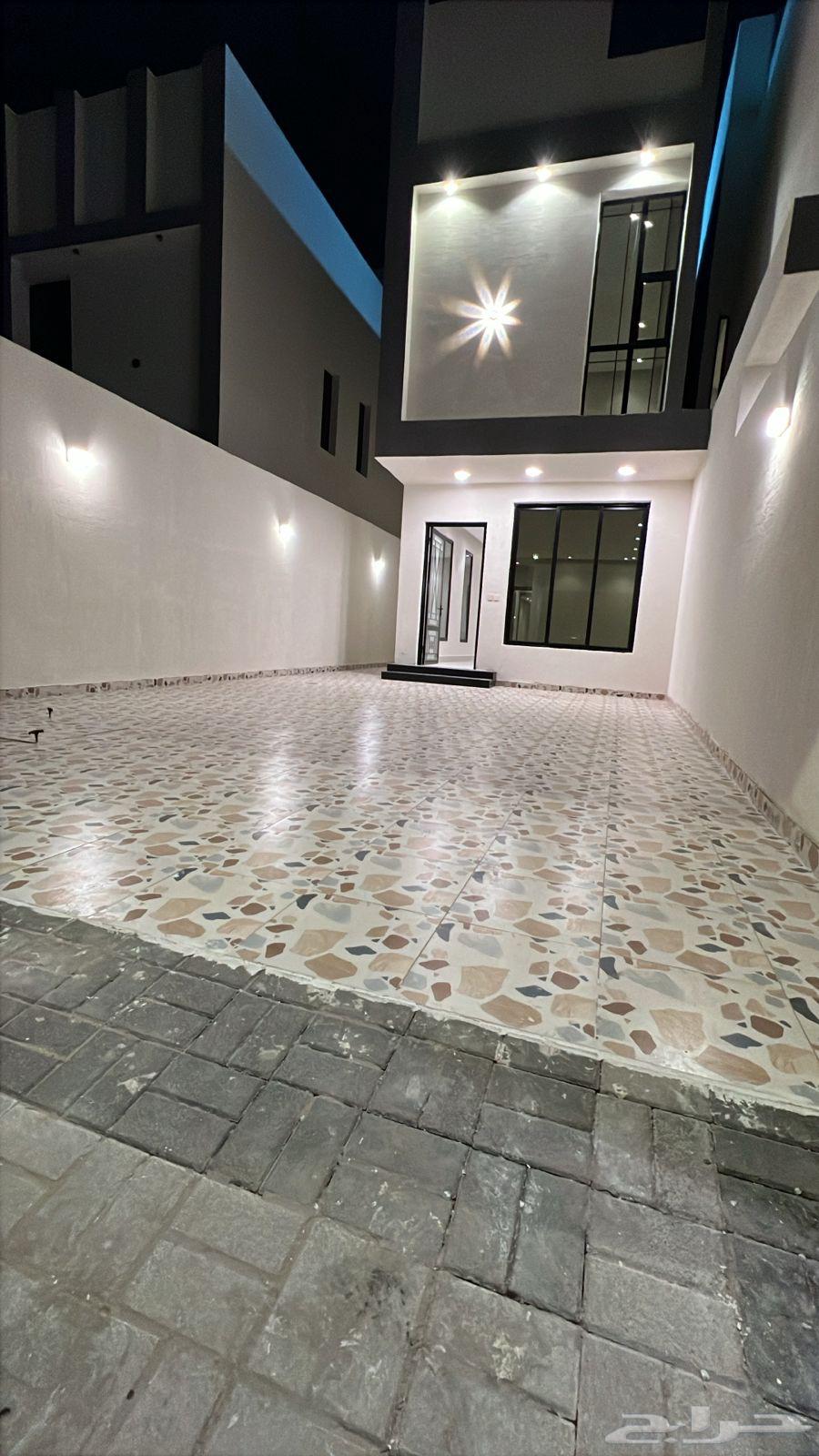 6 bedroom villa in Al Amwaj 2