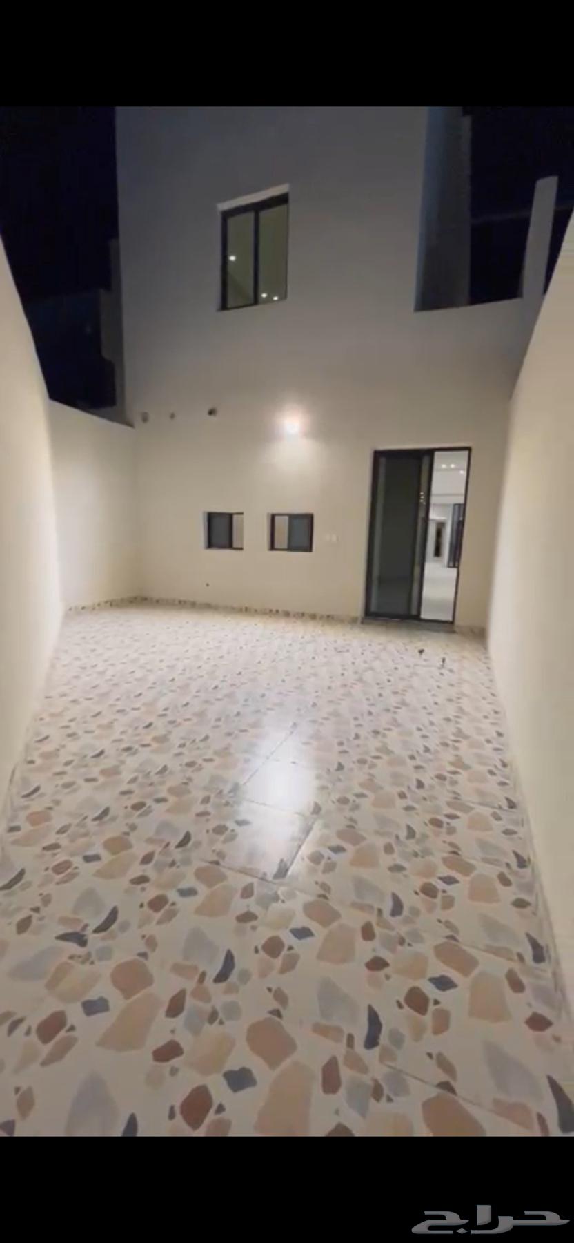 6 bedroom villa in Al Amwaj 17