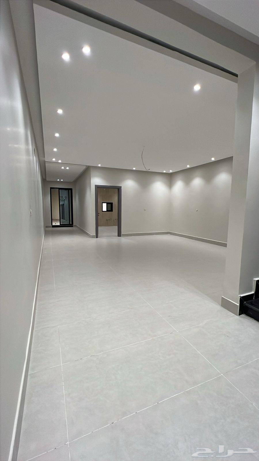 6 bedroom villa in Al Amwaj 7