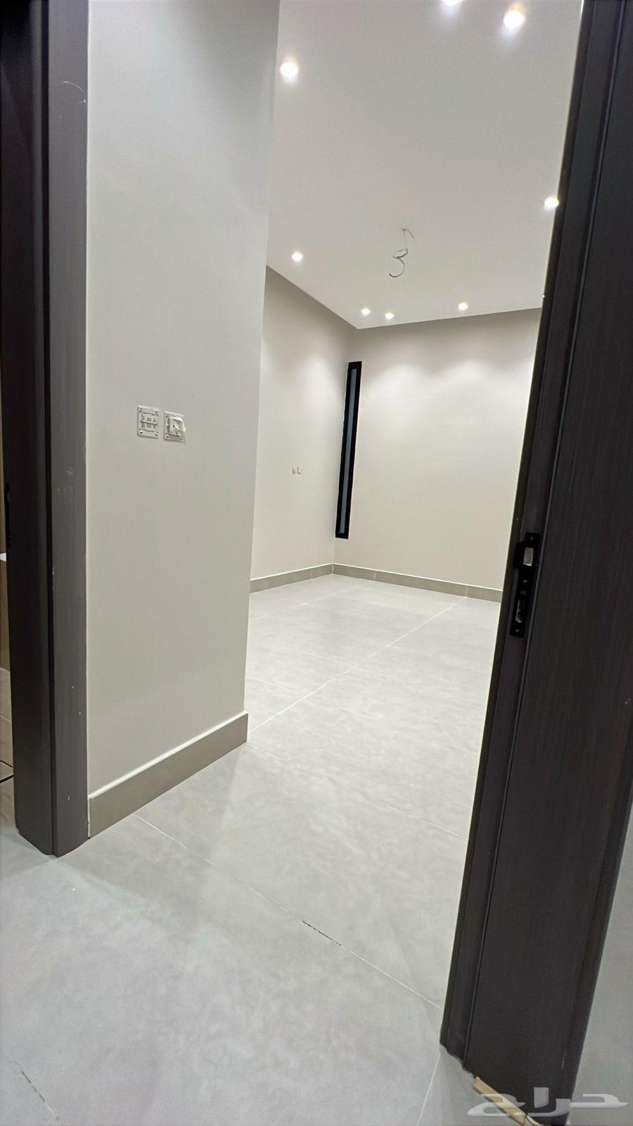6 bedroom villa in Al Amwaj 10