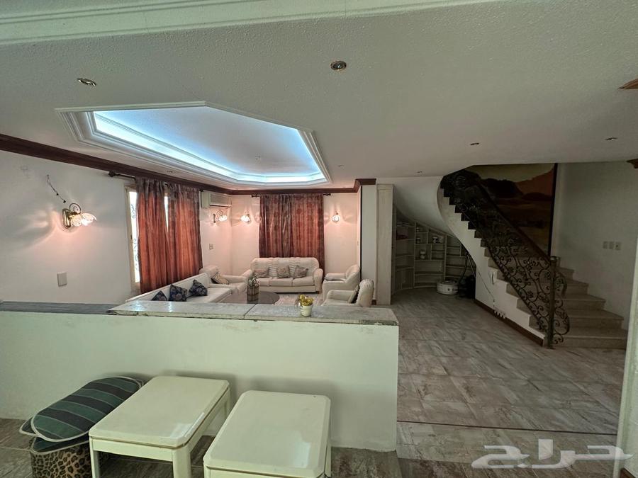 8 bedroom villa in Ash Shati Al Gharbi 10