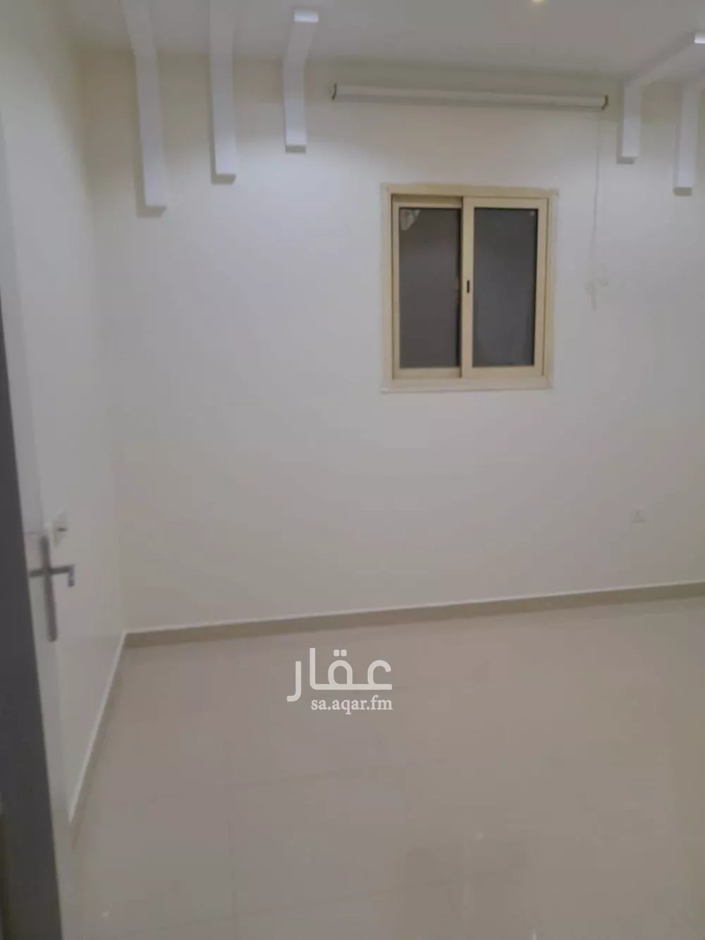 شقة 1 غرف في العارض 4