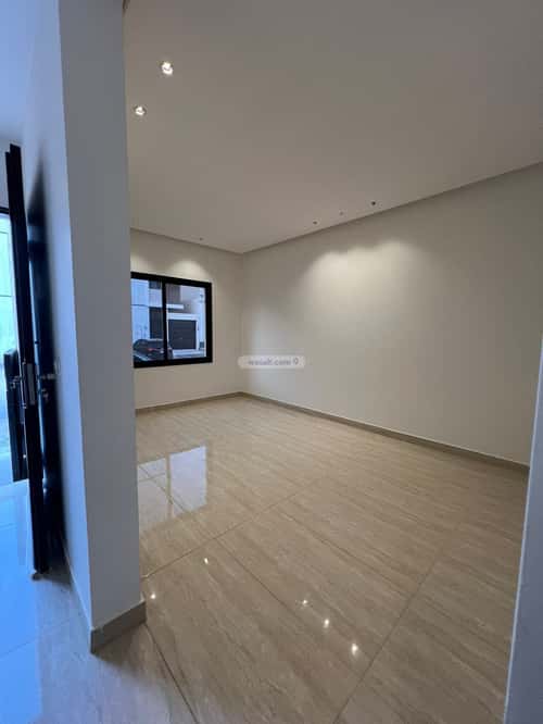 5 bedroom villa in Al Mahdiyyah 1