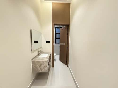 5 bedroom villa in Al Mahdiyyah 5