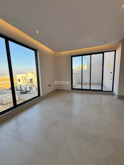 6 bedroom villa in Al Mahdiyyah 2