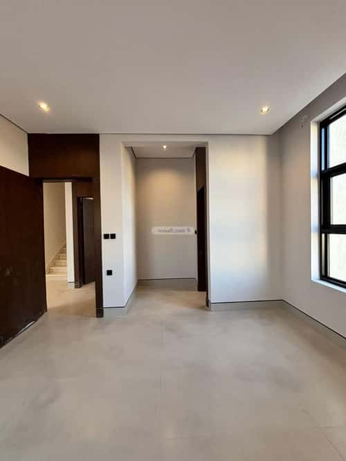 6 bedroom villa in Al Mahdiyyah 3