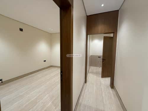 5 bedroom villa in Al Mahdiyyah 3