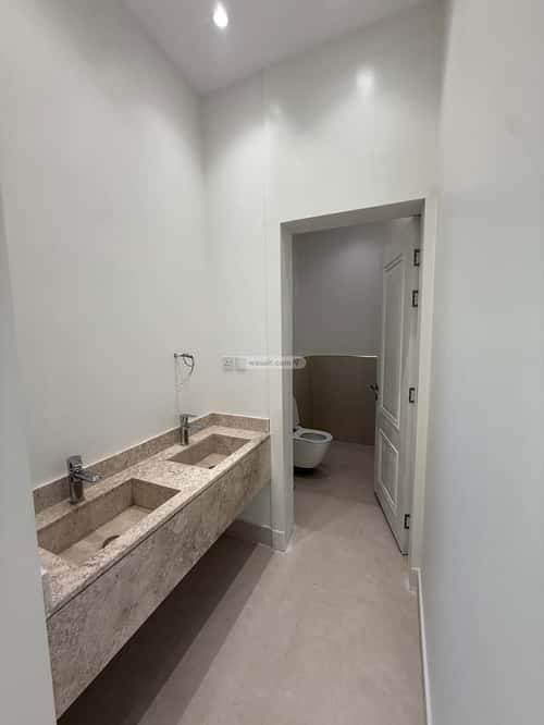 6 bedroom villa in Al Mahdiyyah 9