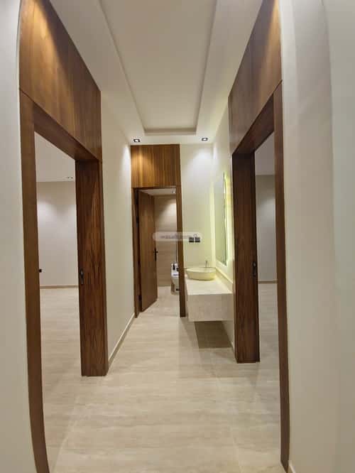 floor in Al Hazm 10